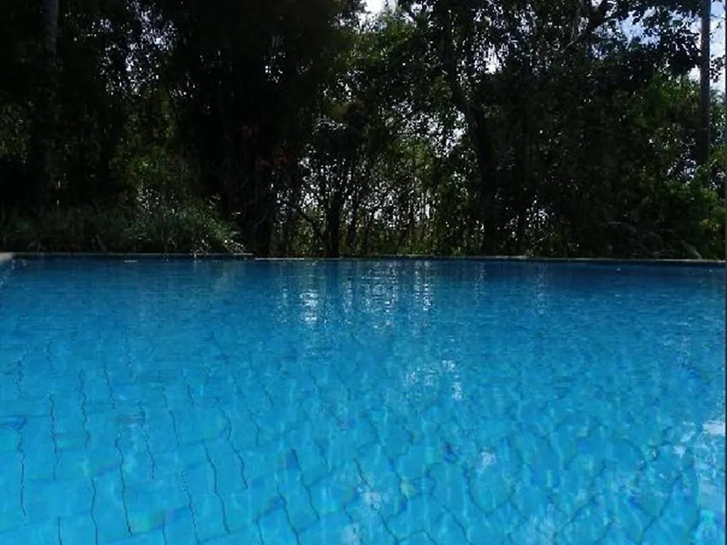 Udayana Kingfisher Eco Lodge Джимбаран Индонезия