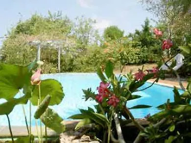 Udayana Kingfisher Eco Lodge Джимбаран